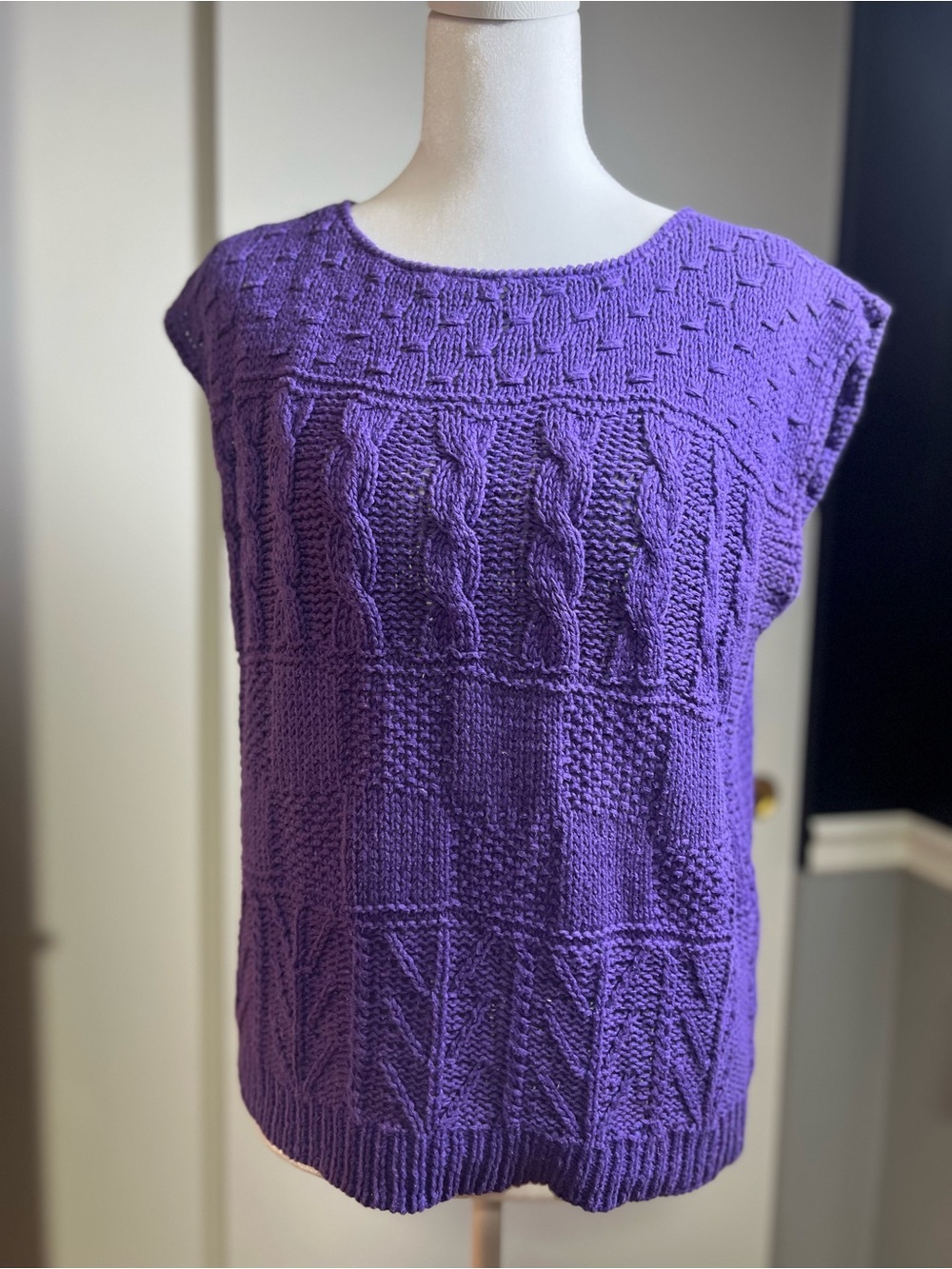 Women's Purple Cable-Knit Sleeveless Sweater Vest